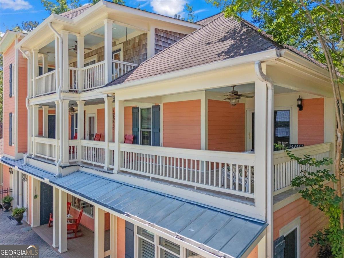 1741 Indian Woods