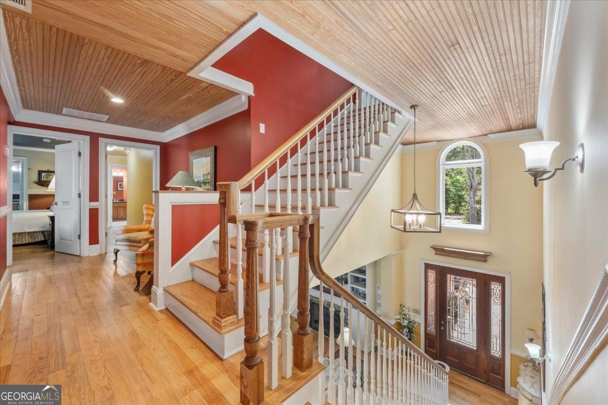 1741 Indian Woods