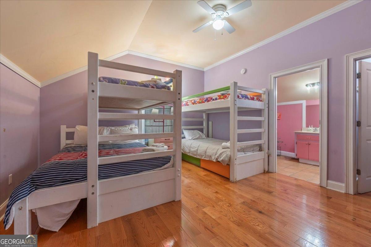 1741 Indian Woods