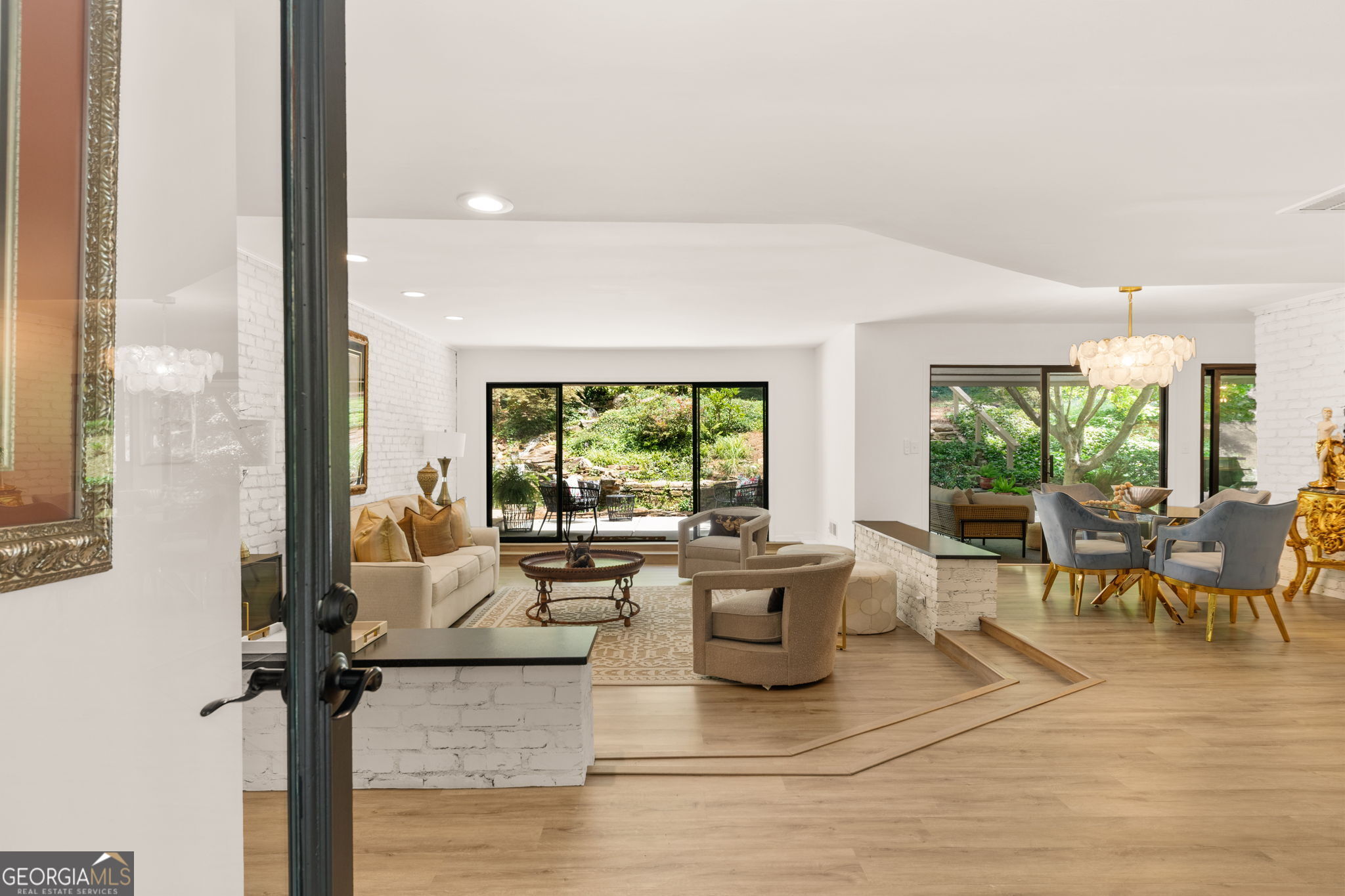 5384 Pheasant Run