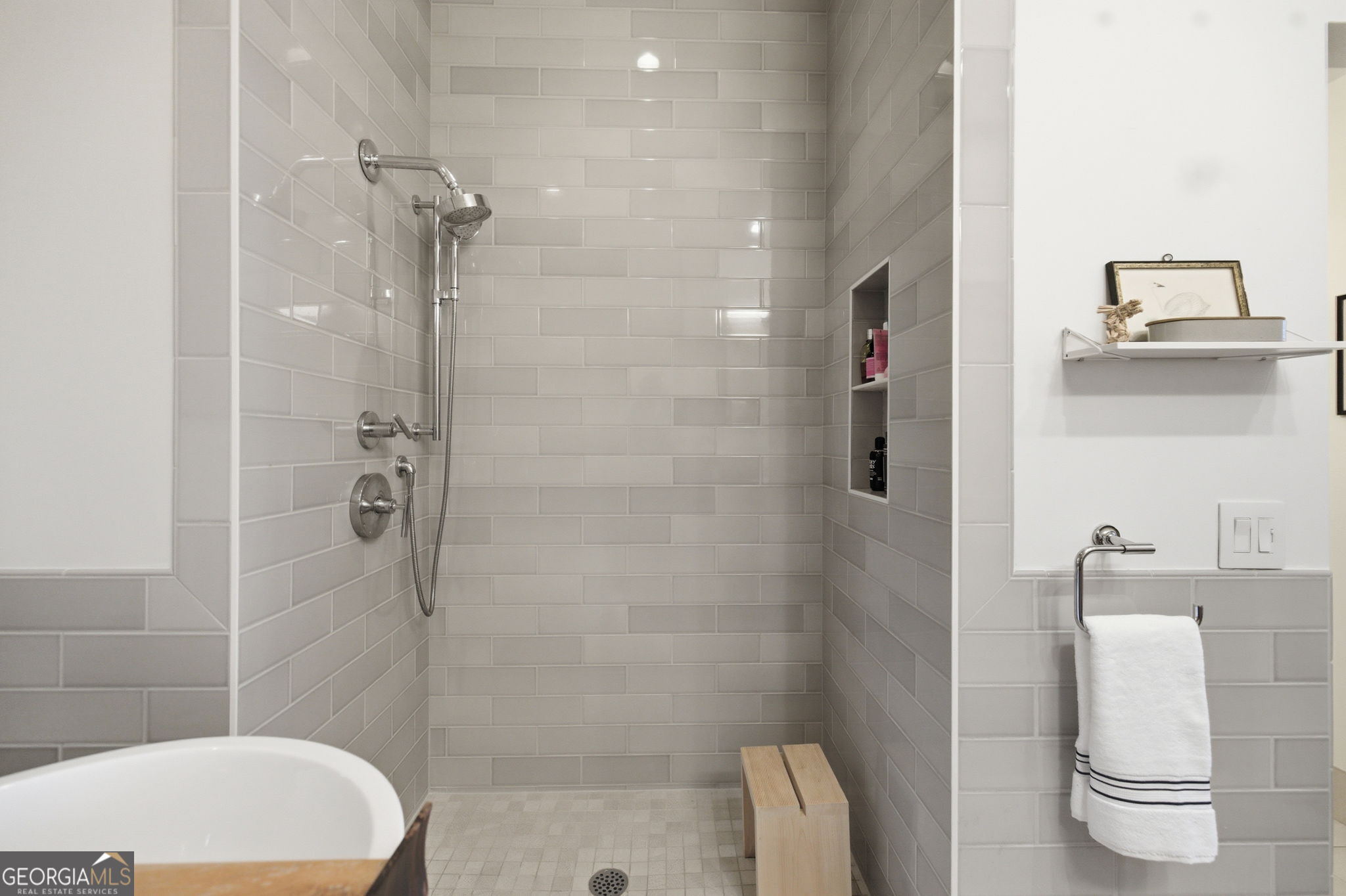 3820 Roswell Road NE # 1012