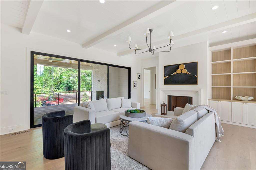 10908 Woodstock Road