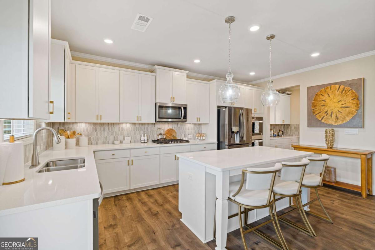 304 Ellenton Place