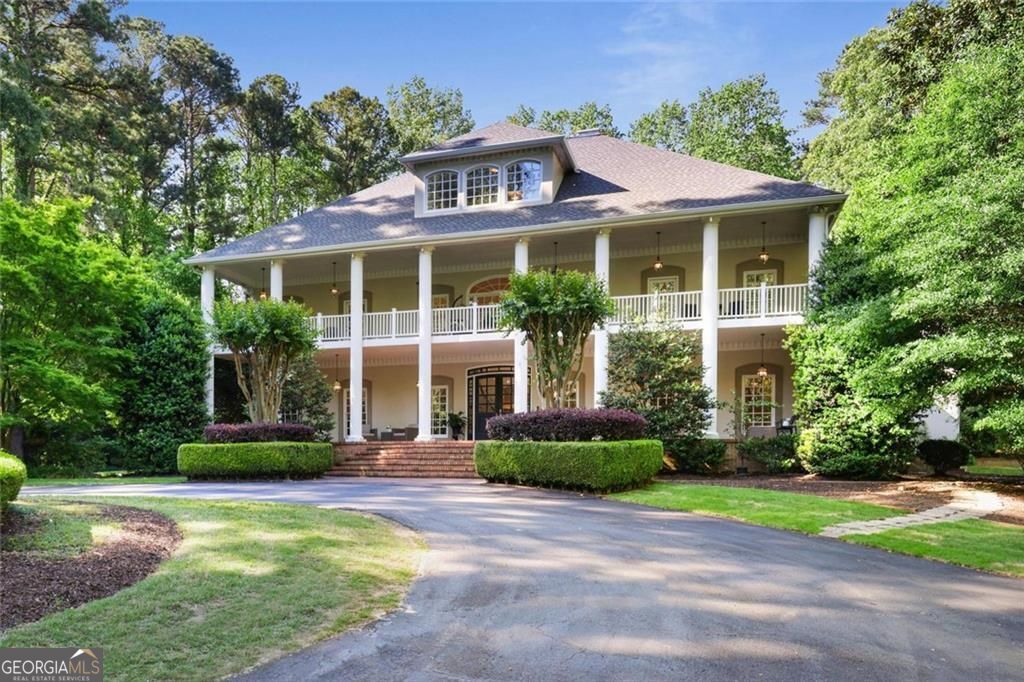 710 Walnut Drive SW