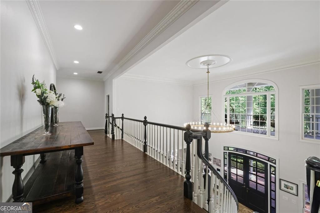 710 Walnut Drive SW