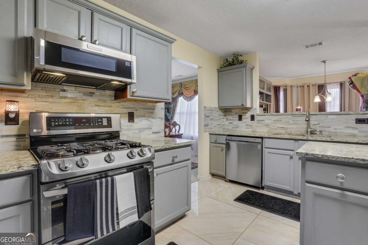 5870 Sunflower Court