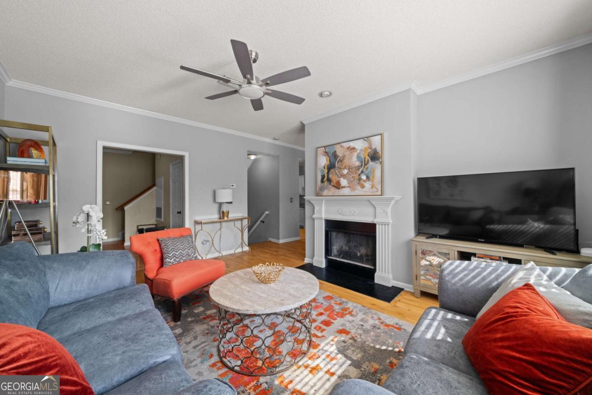 408 Vinings Forest Circle SE