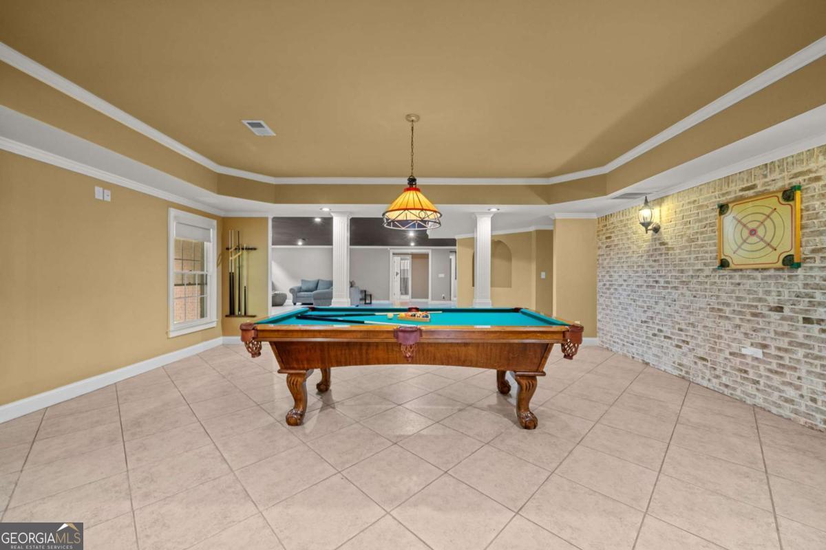 7461 Biltmore Lane