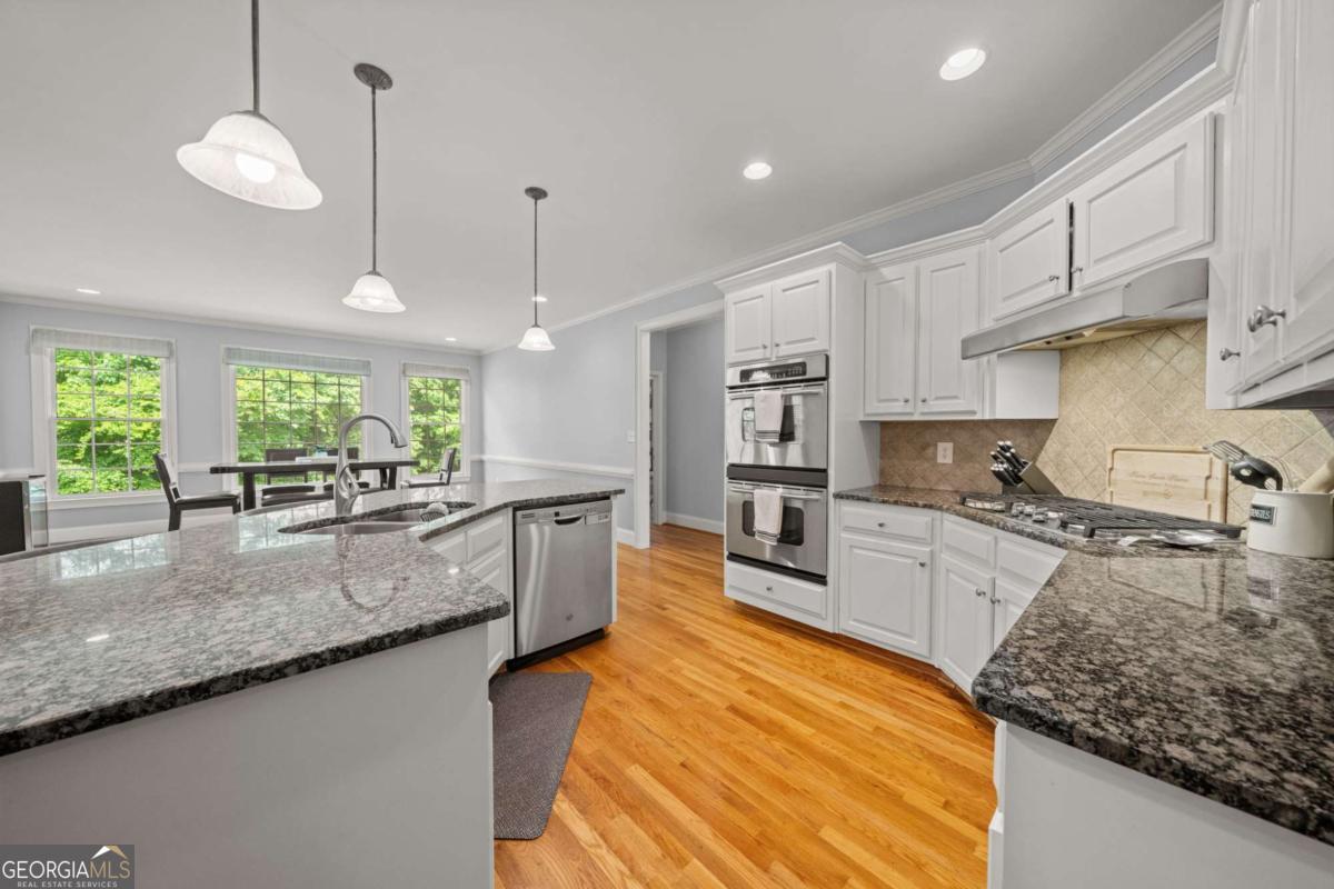 7461 Biltmore Lane