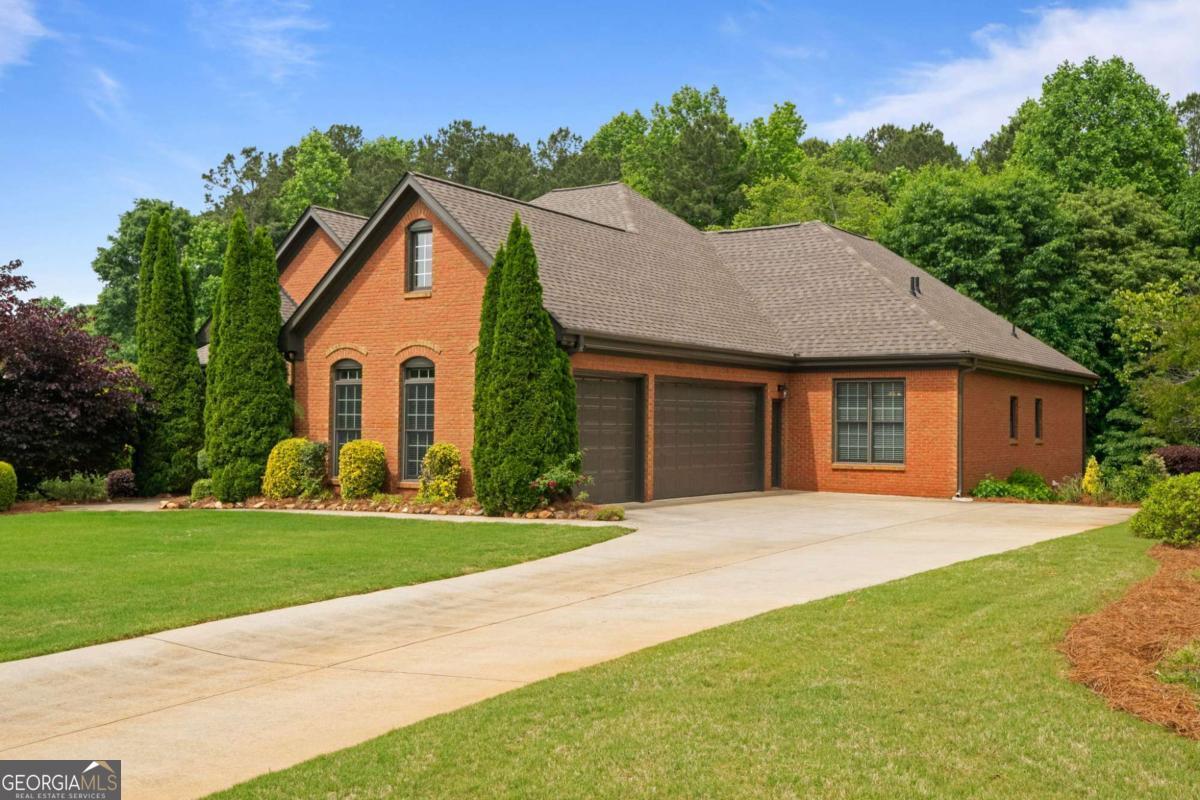 7461 Biltmore Lane