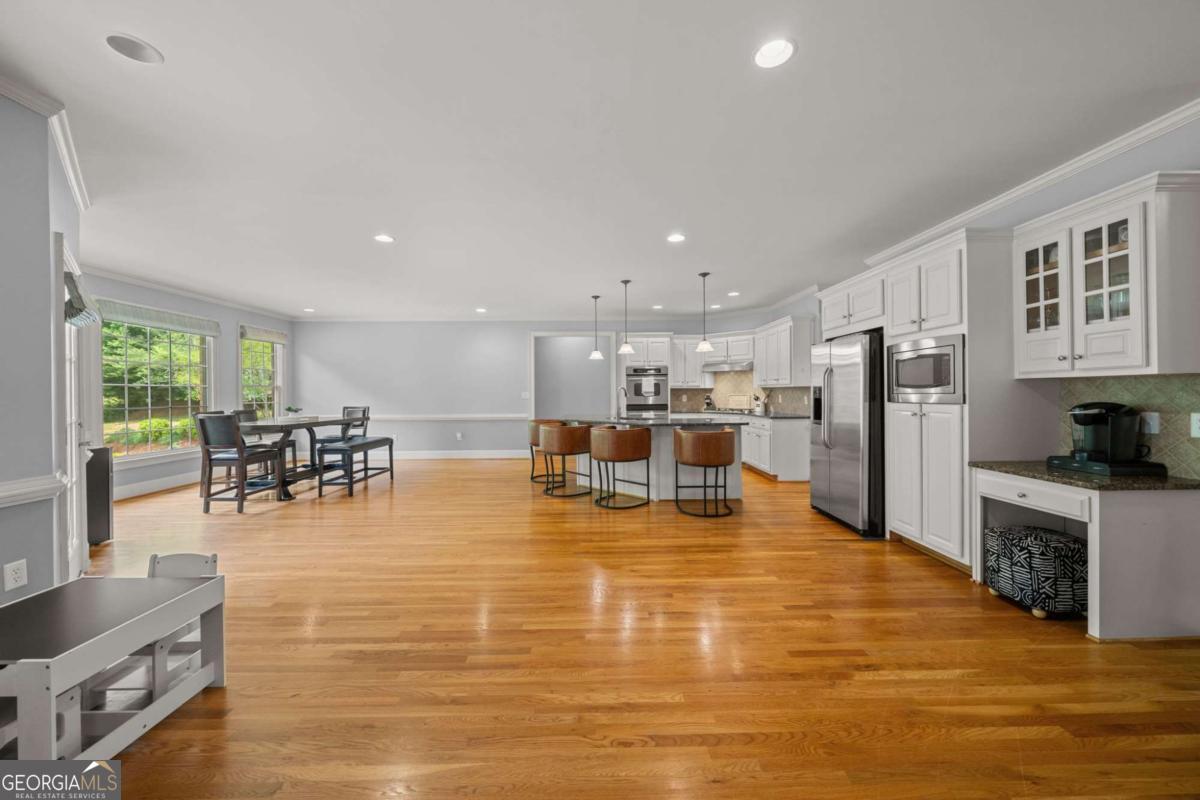 7461 Biltmore Lane