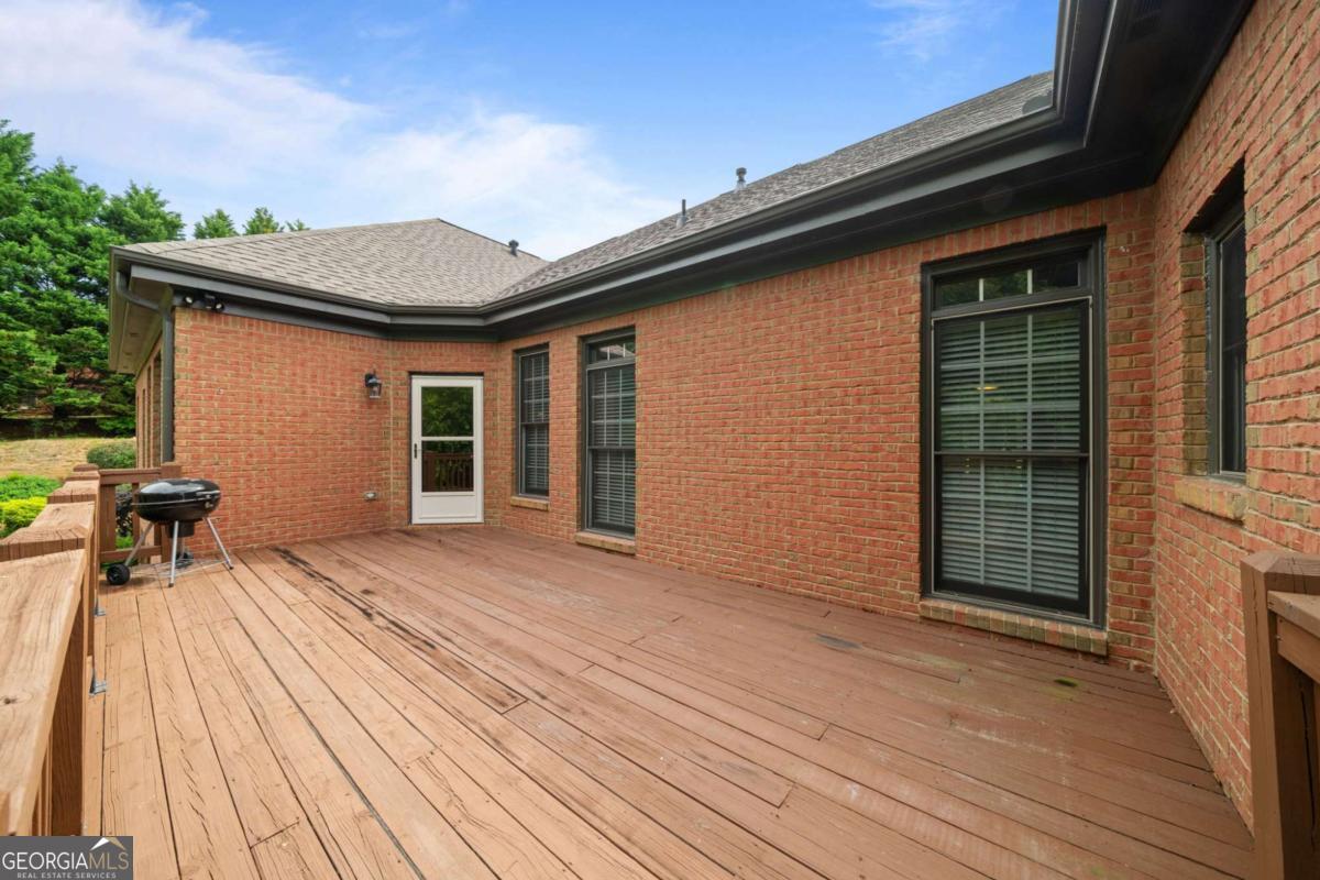 7461 Biltmore Lane