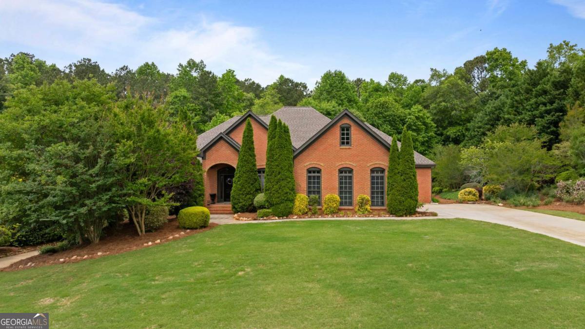 7461 Biltmore Lane