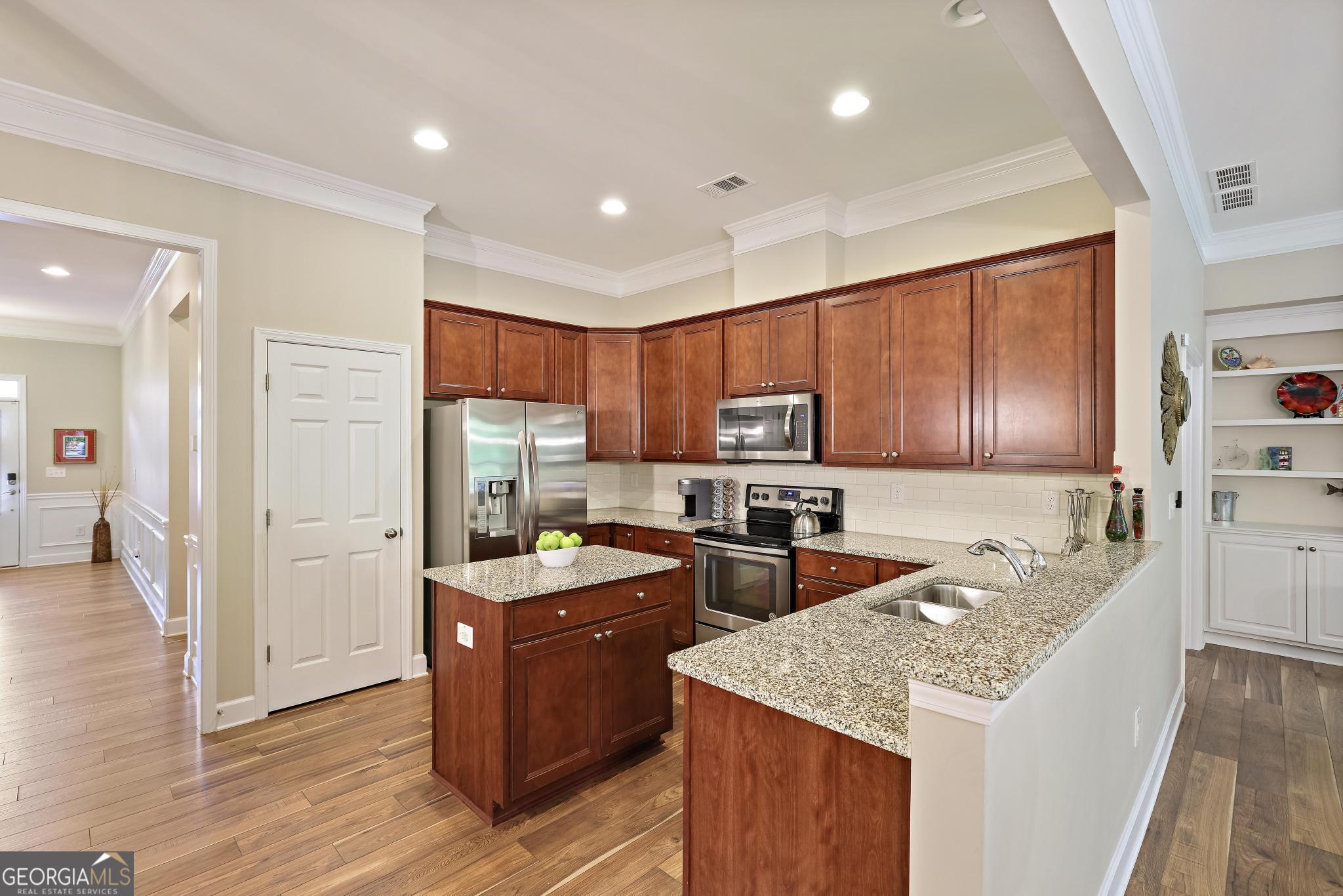 1971 Silver Birch Drive SE # 5