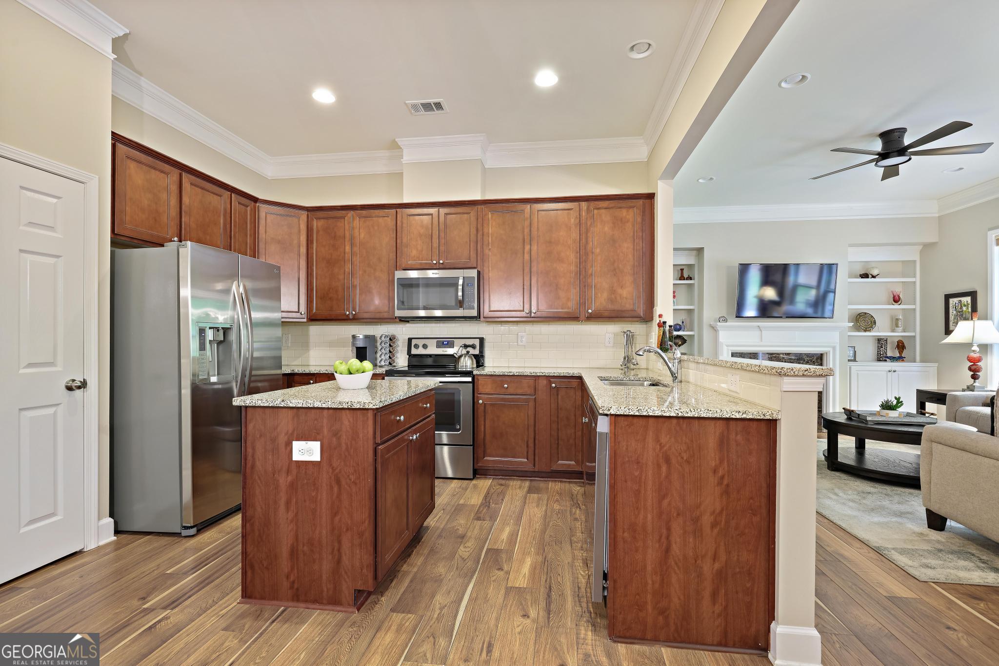 1971 Silver Birch Drive SE # 5