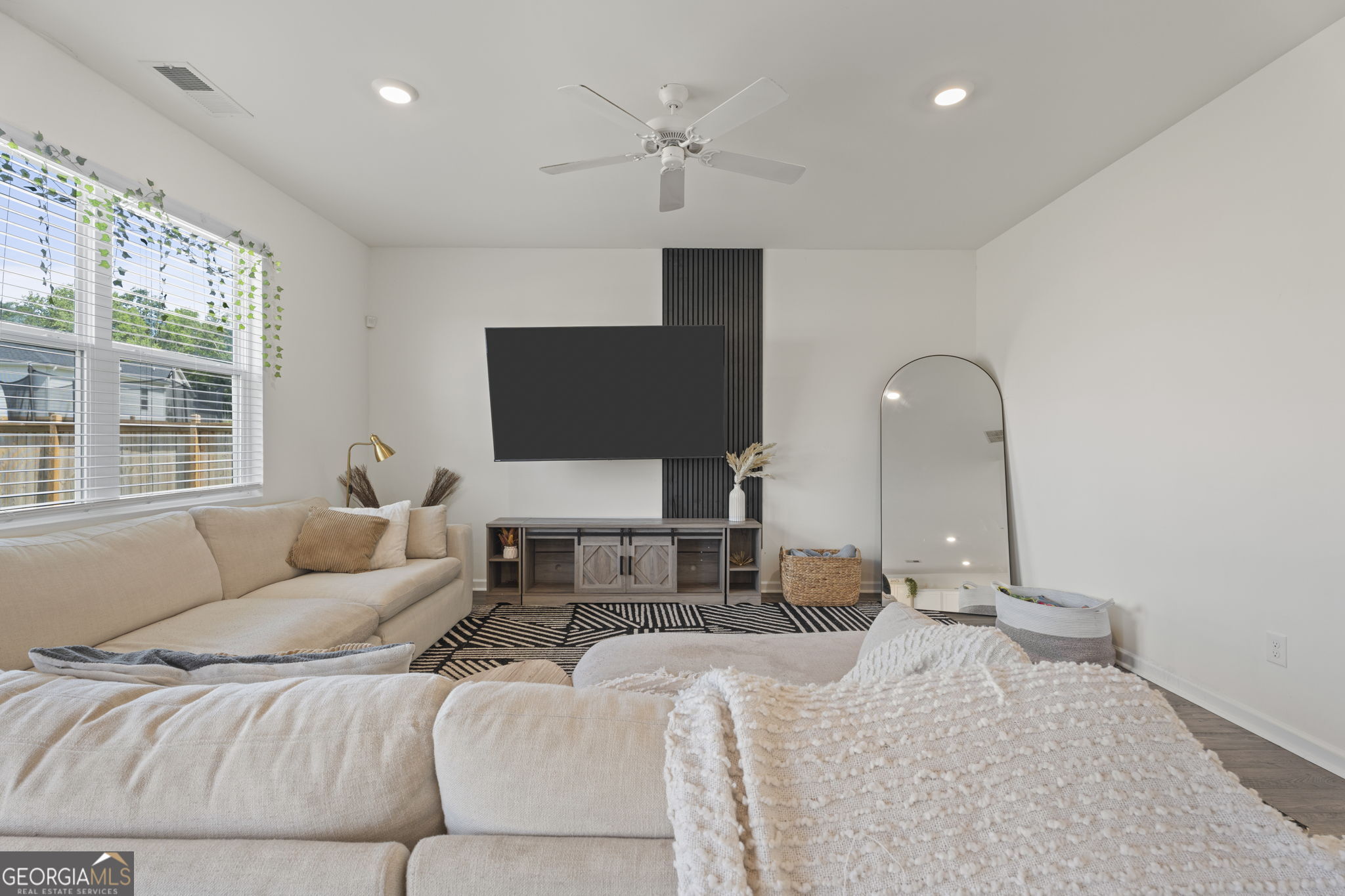 249 Friendship Oak Way