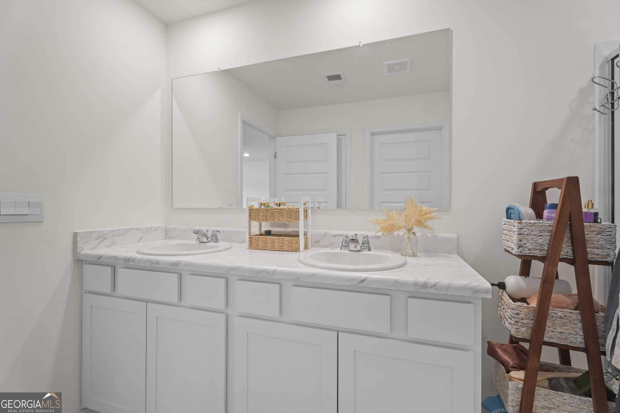 249 Friendship Oak Way