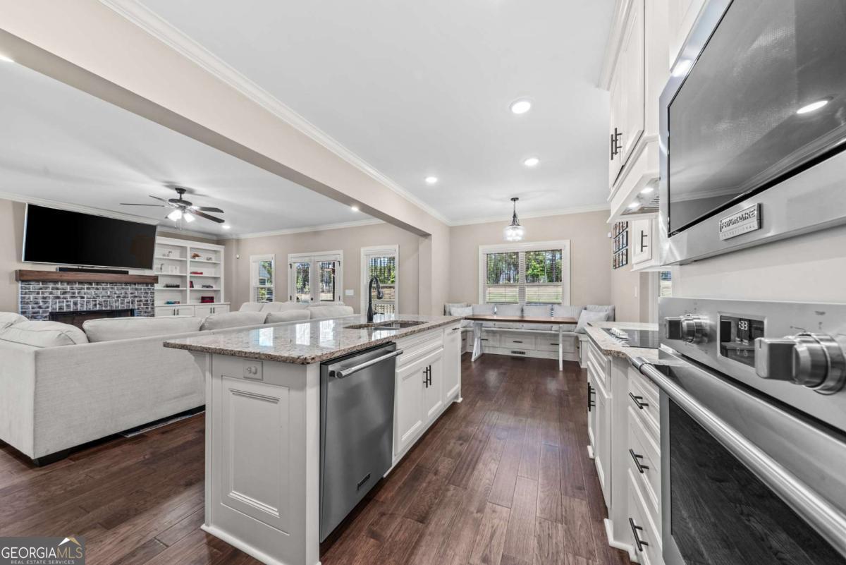 2364 Blazing Star Court