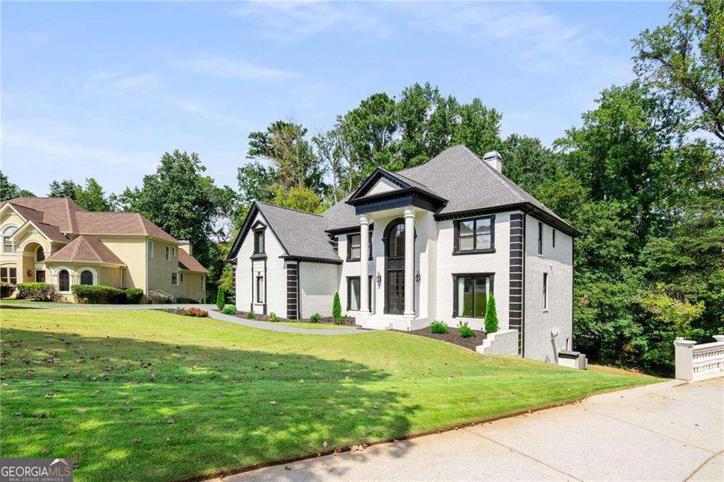 220 Milano Drive SW