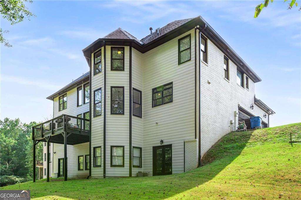 220 Milano Drive SW