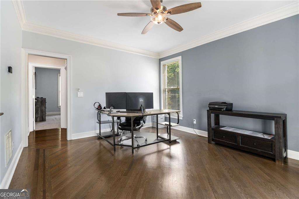 220 Milano Drive SW