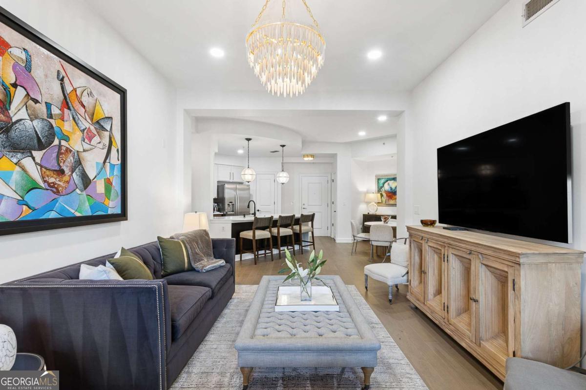 200 River Vista Drive # 727