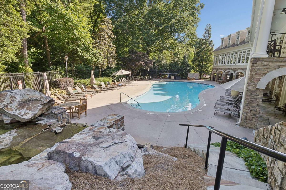 200 River Vista Drive # 727