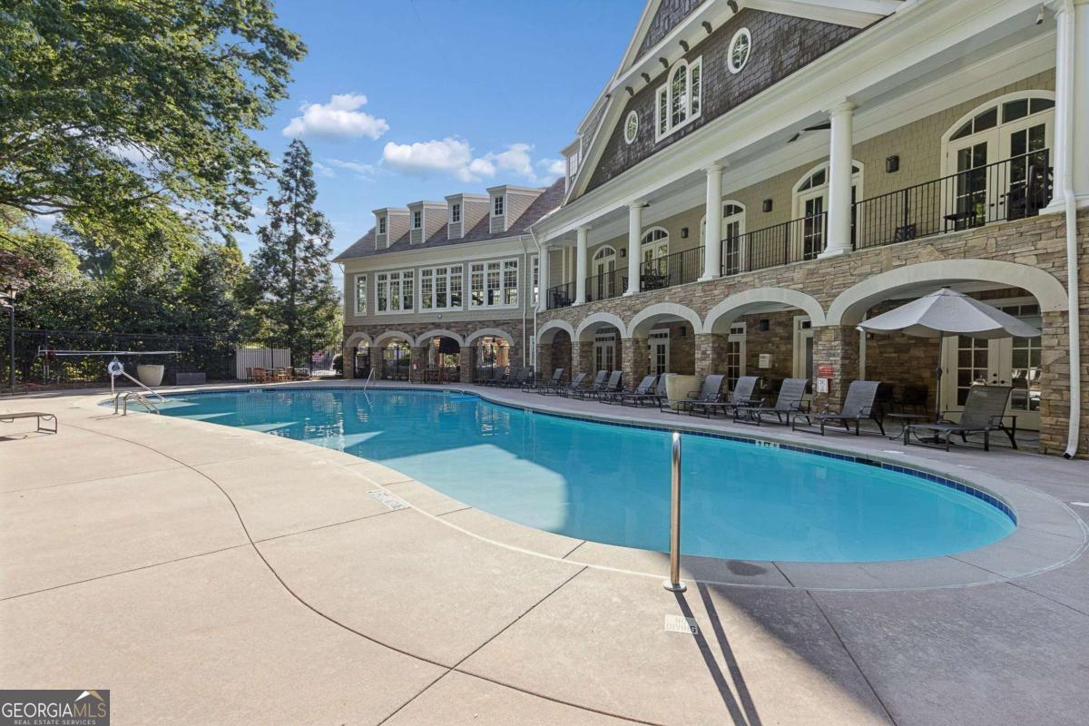 200 River Vista Drive # 727