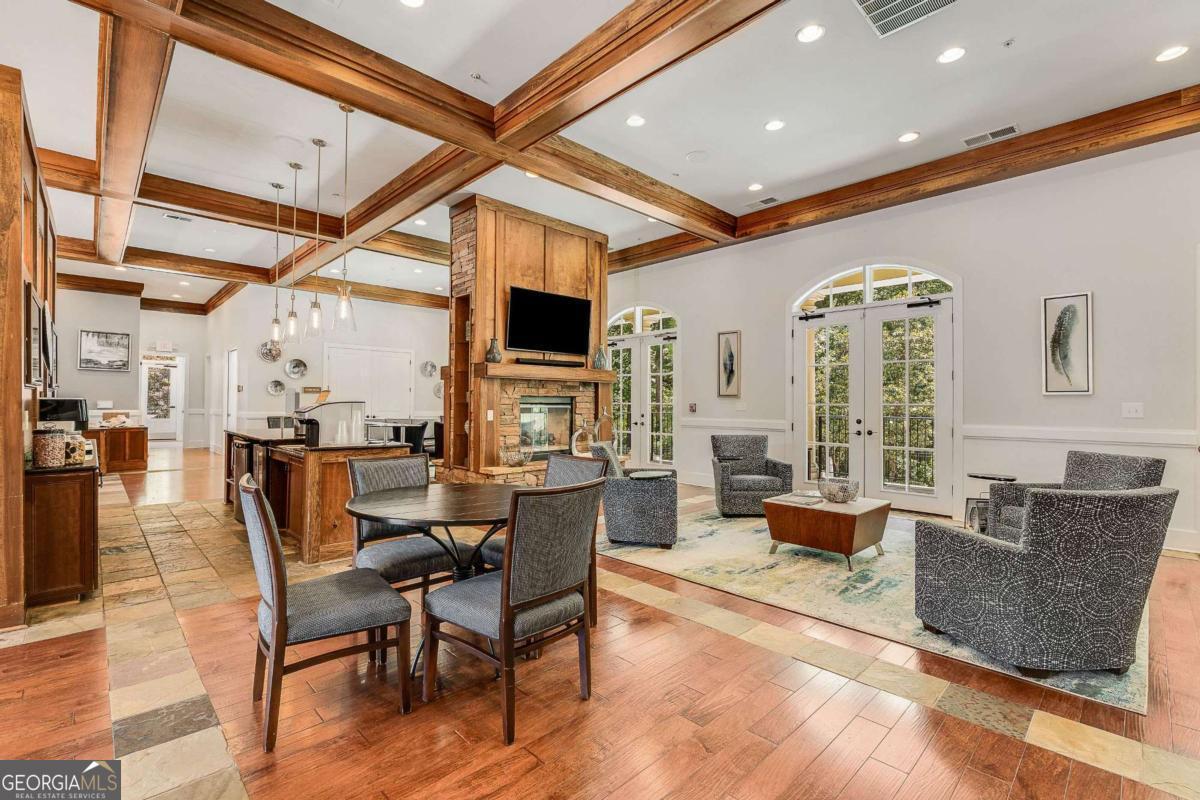 200 River Vista Drive # 727