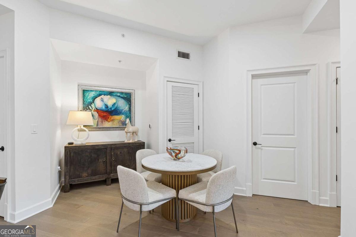 200 River Vista Drive # 727