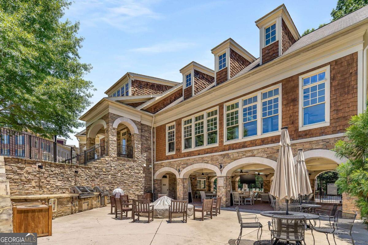 200 River Vista Drive # 727
