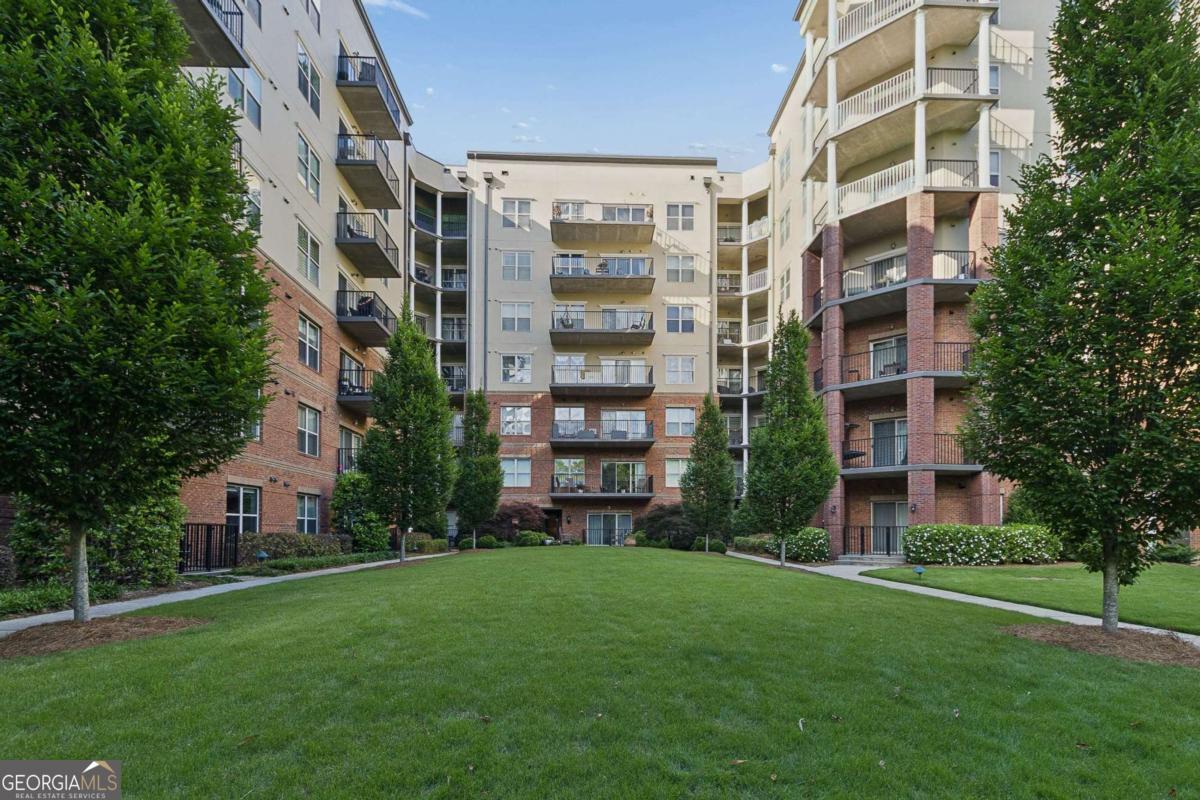 200 River Vista Drive # 727
