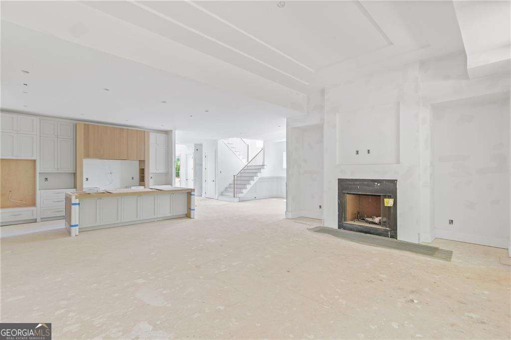 10910 Woodstock Road