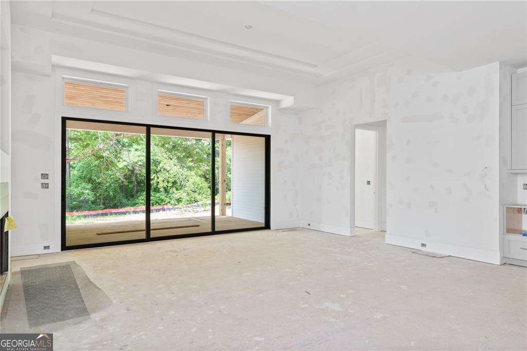 10910 Woodstock Road