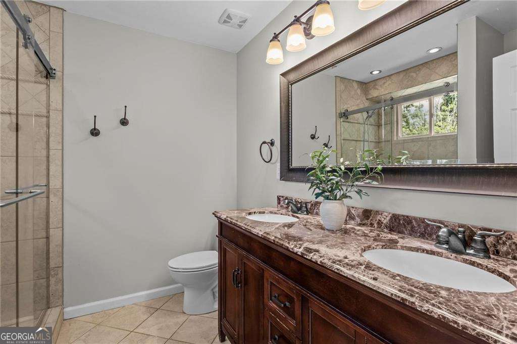 2771 Royal Bluff
