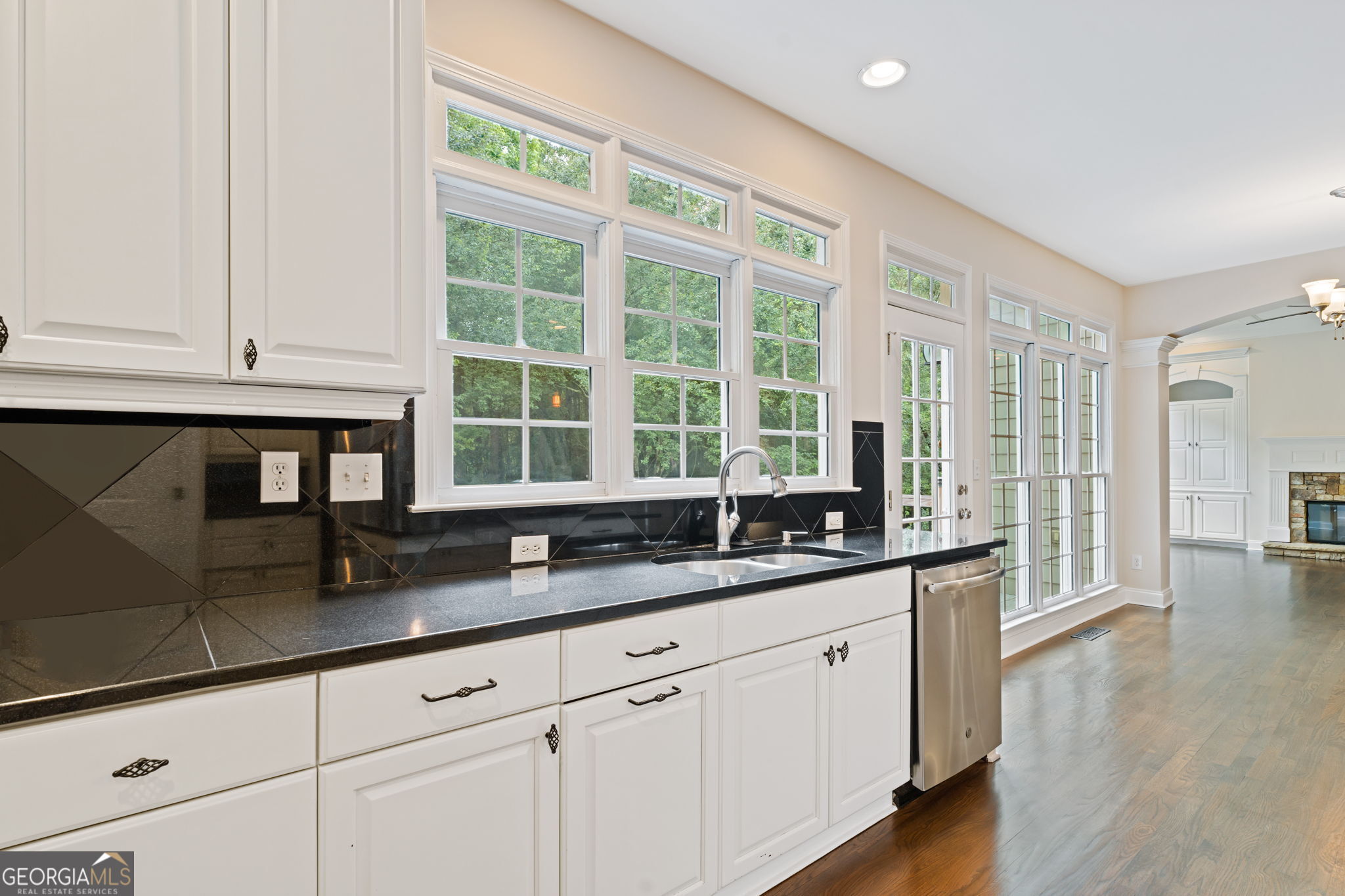 1211 Bonshaw Trail