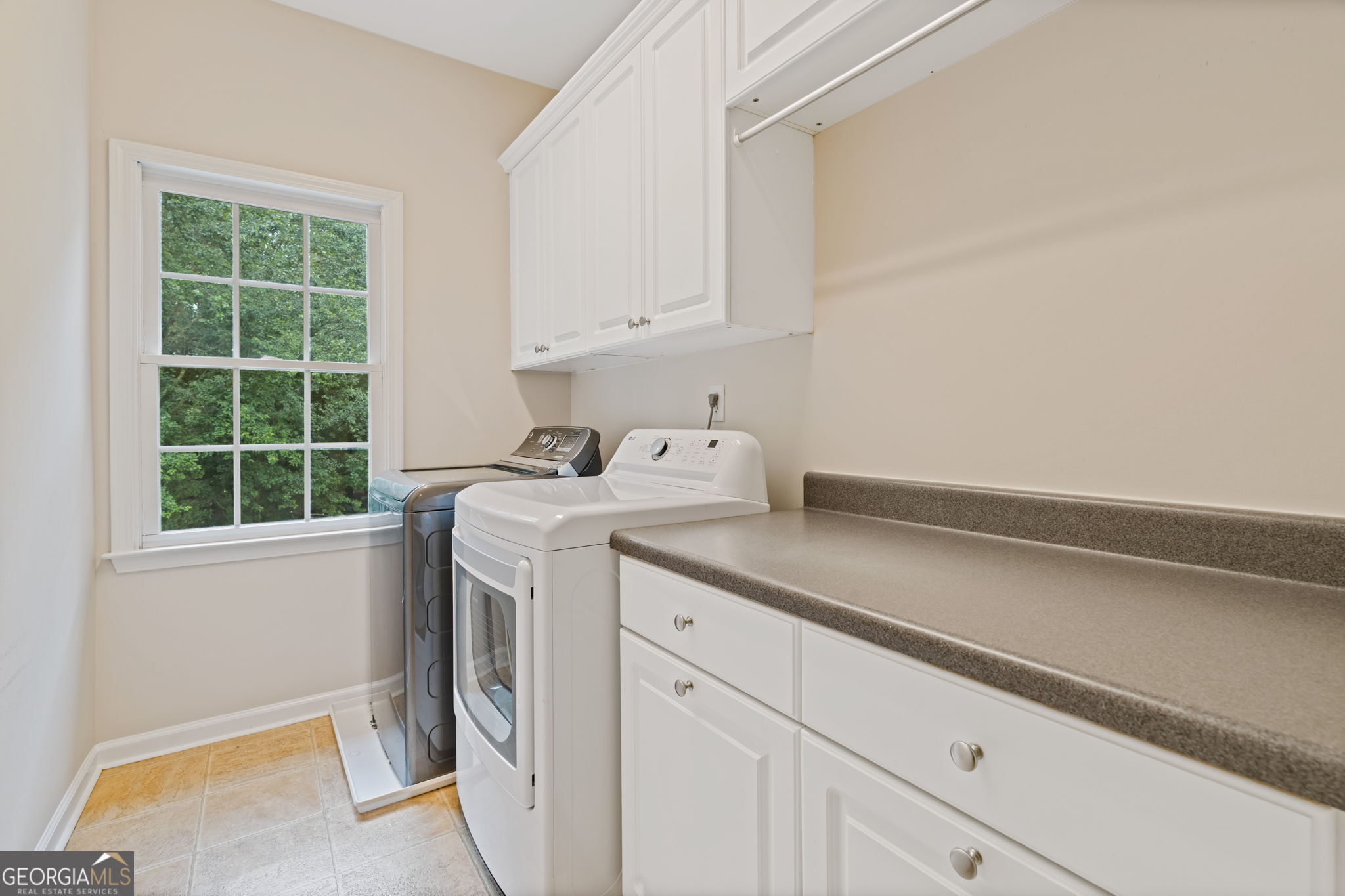 1211 Bonshaw Trail
