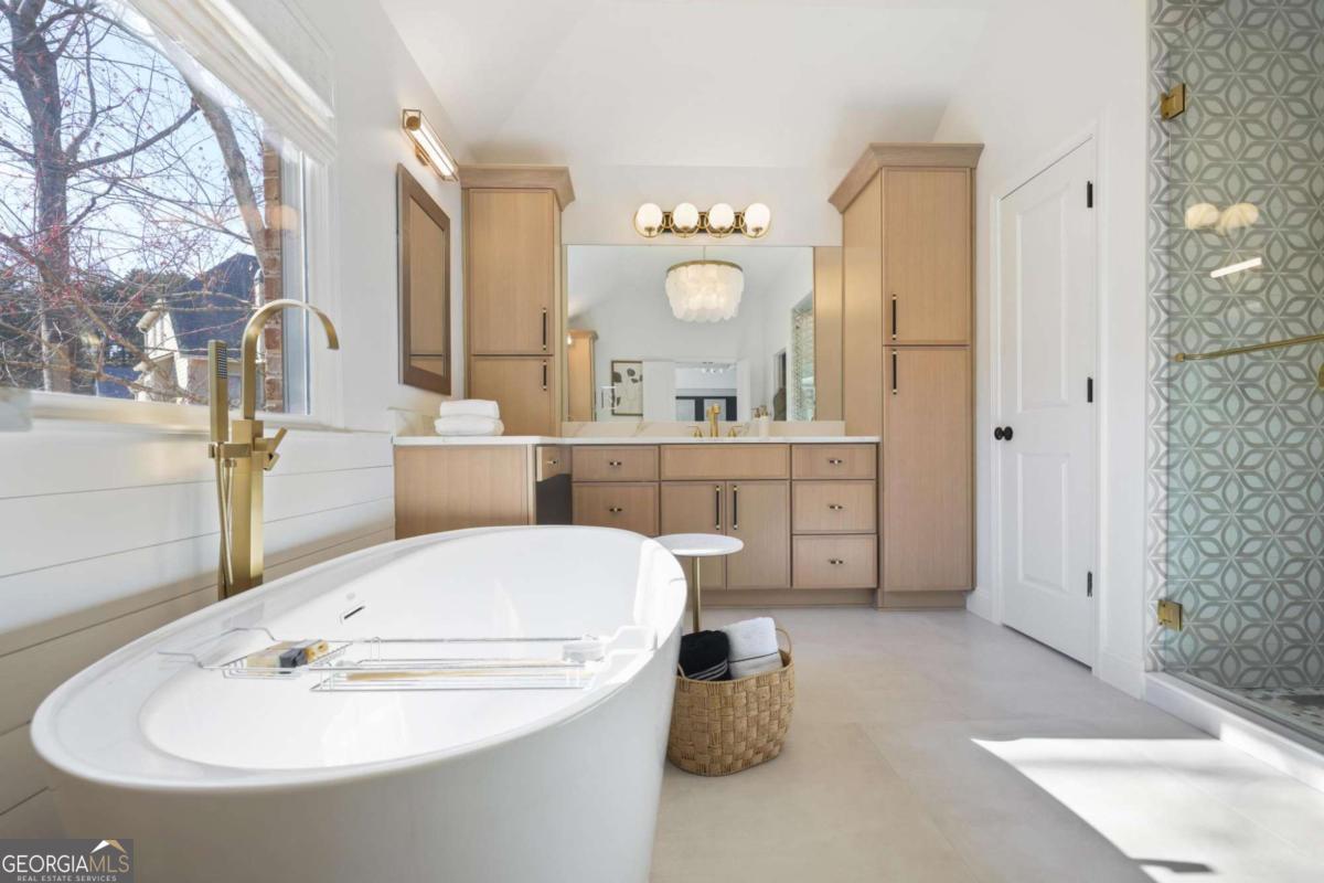 3170 Gable Oaks Court