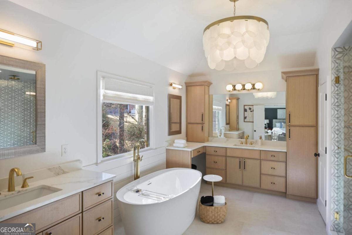 3170 Gable Oaks Court