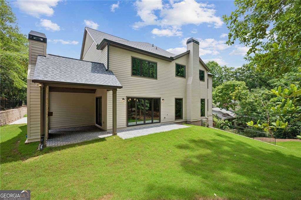 680 Edgewater Trail