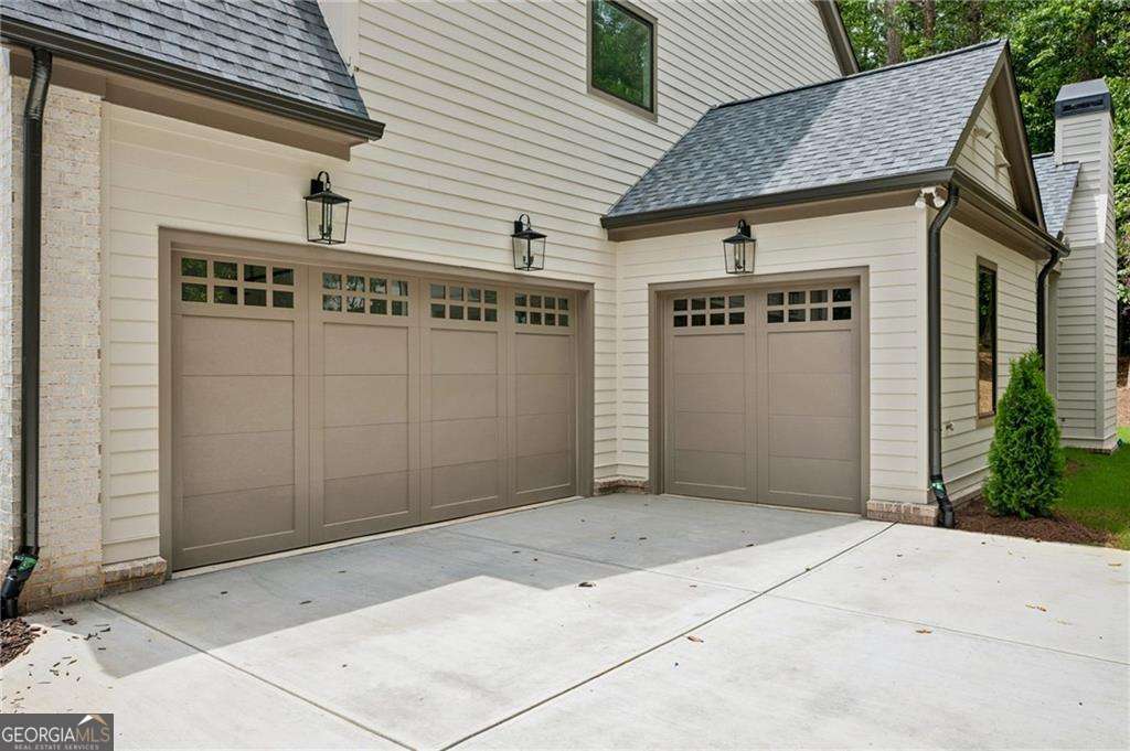 680 Edgewater Trail