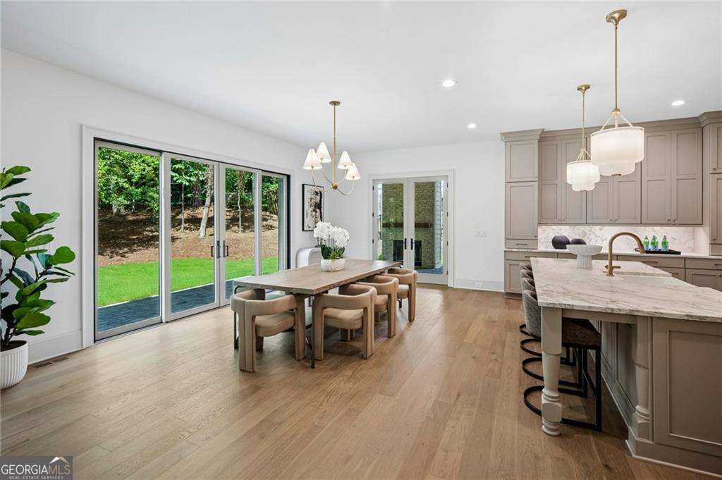 680 Edgewater Trail