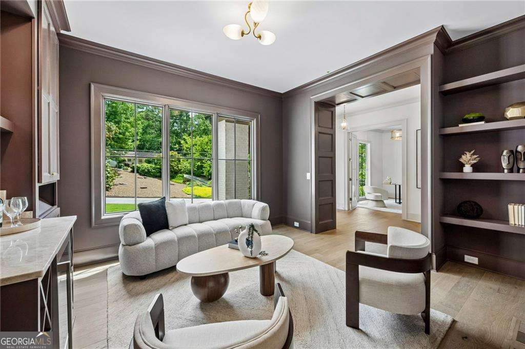 680 Edgewater Trail