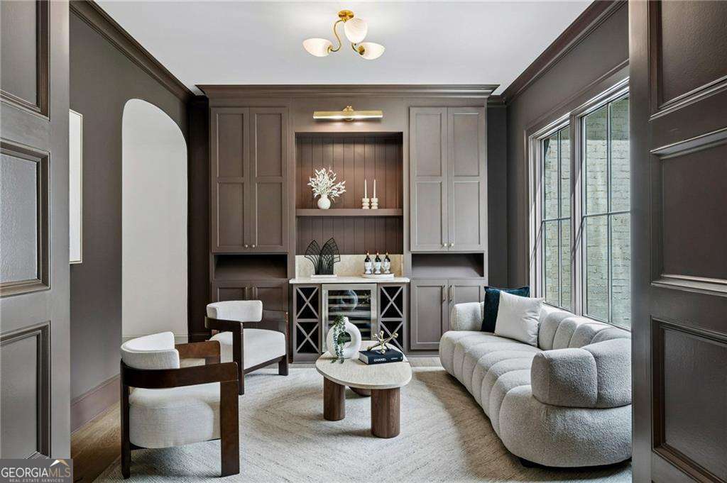 680 Edgewater Trail