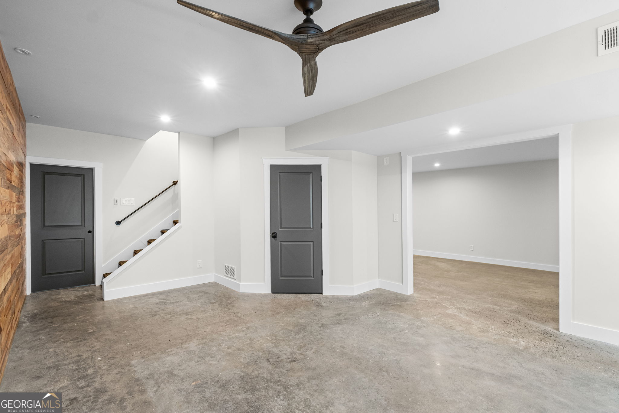 140 N Bluff