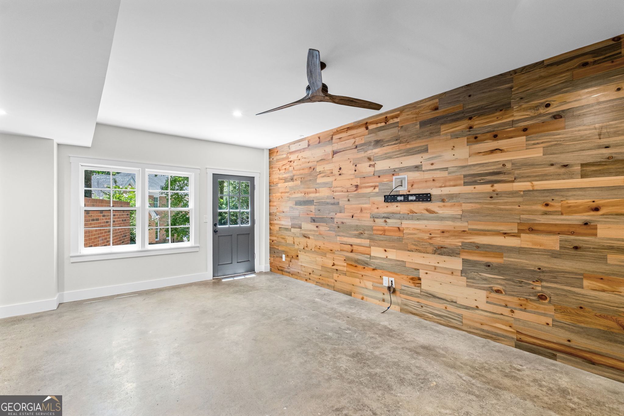 140 N Bluff