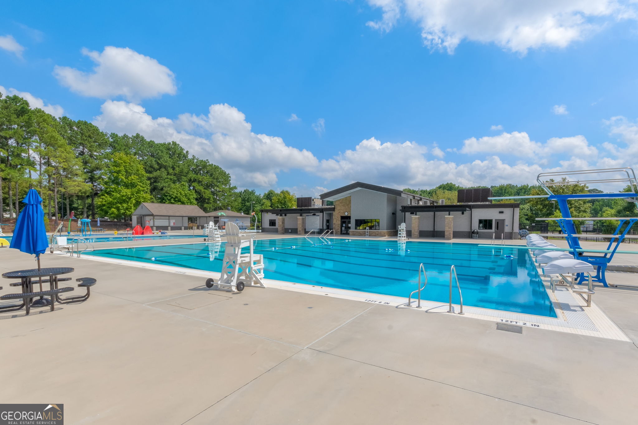140 N Bluff