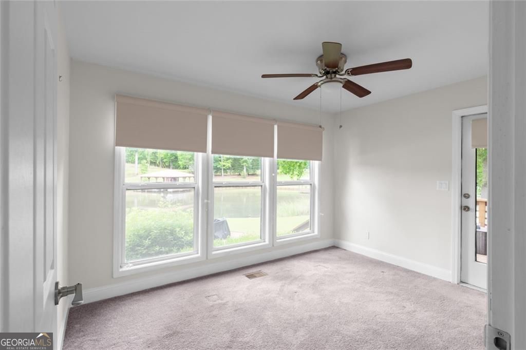 112 Sinclair Lane