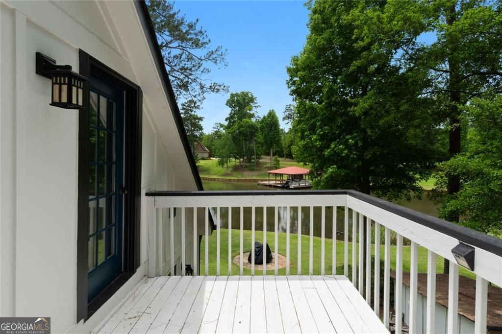 112 Sinclair Lane