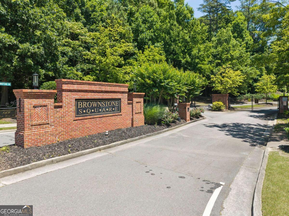 1075 Brownstone Drive # 23